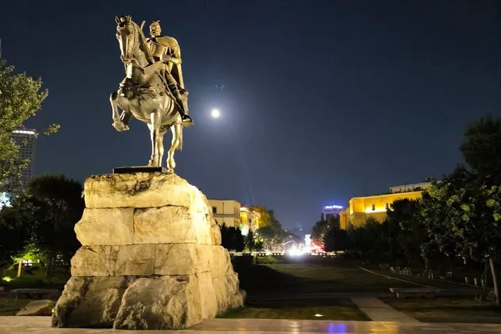 Highlights of Tirana, Promenade Walk with a Local Friend
