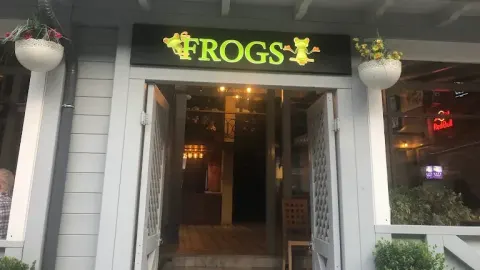 Restaurant frogs zhabkat