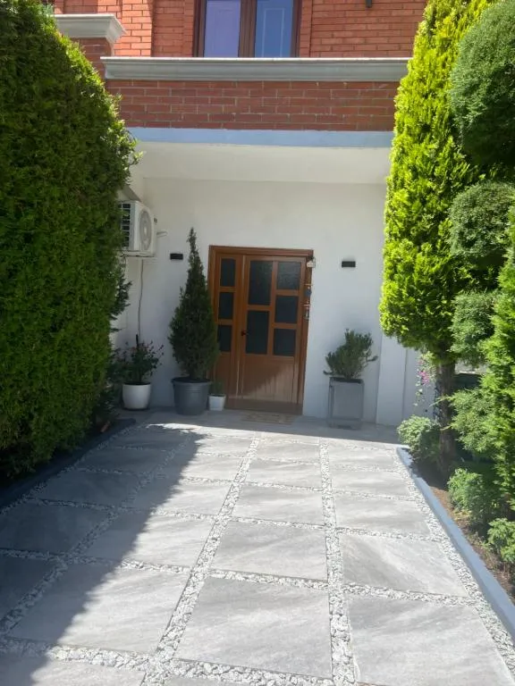 Pogradeci Lake Guest House