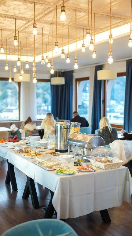 MERKO HOTEL
