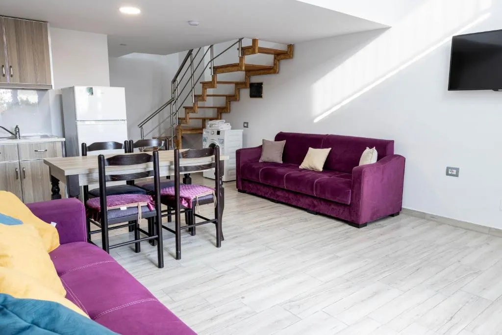 Bebi Hotel And Apartments