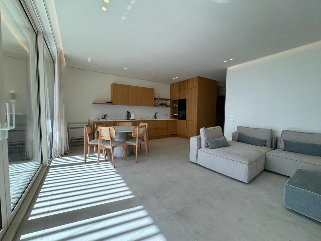 Luxury Apartment & Guest House, Green Coast