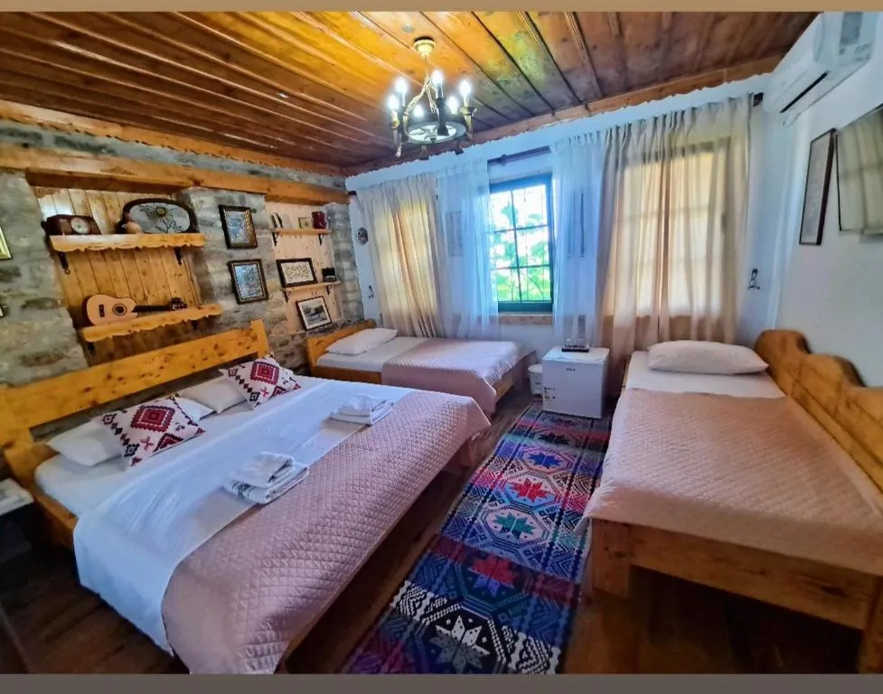 "Villa 70" Guesthouse