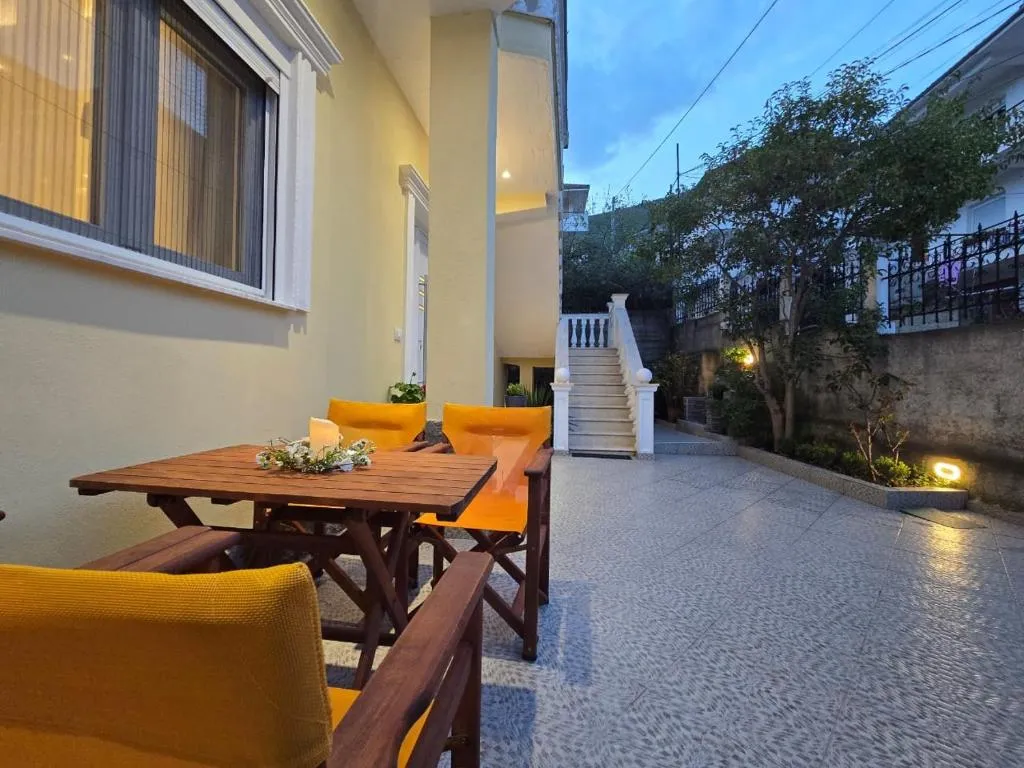 Villa Alexandros