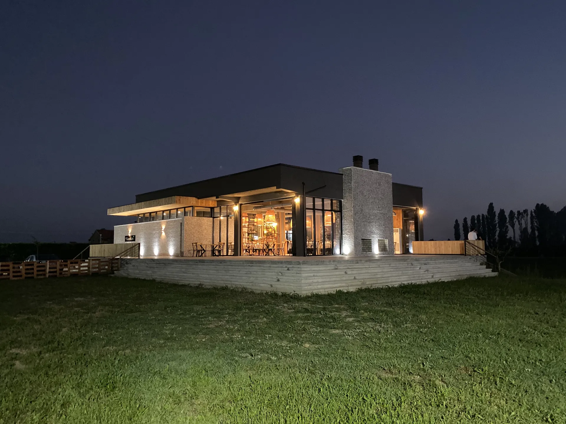 Akuarium Fish Restaurant
